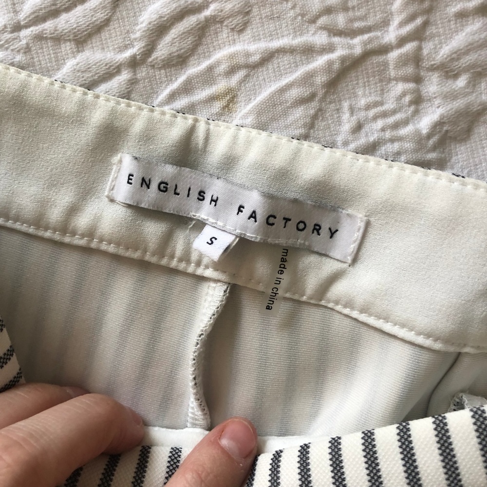 English Factory High-Waisted Ruffled Culottes - Picture 8 of 8